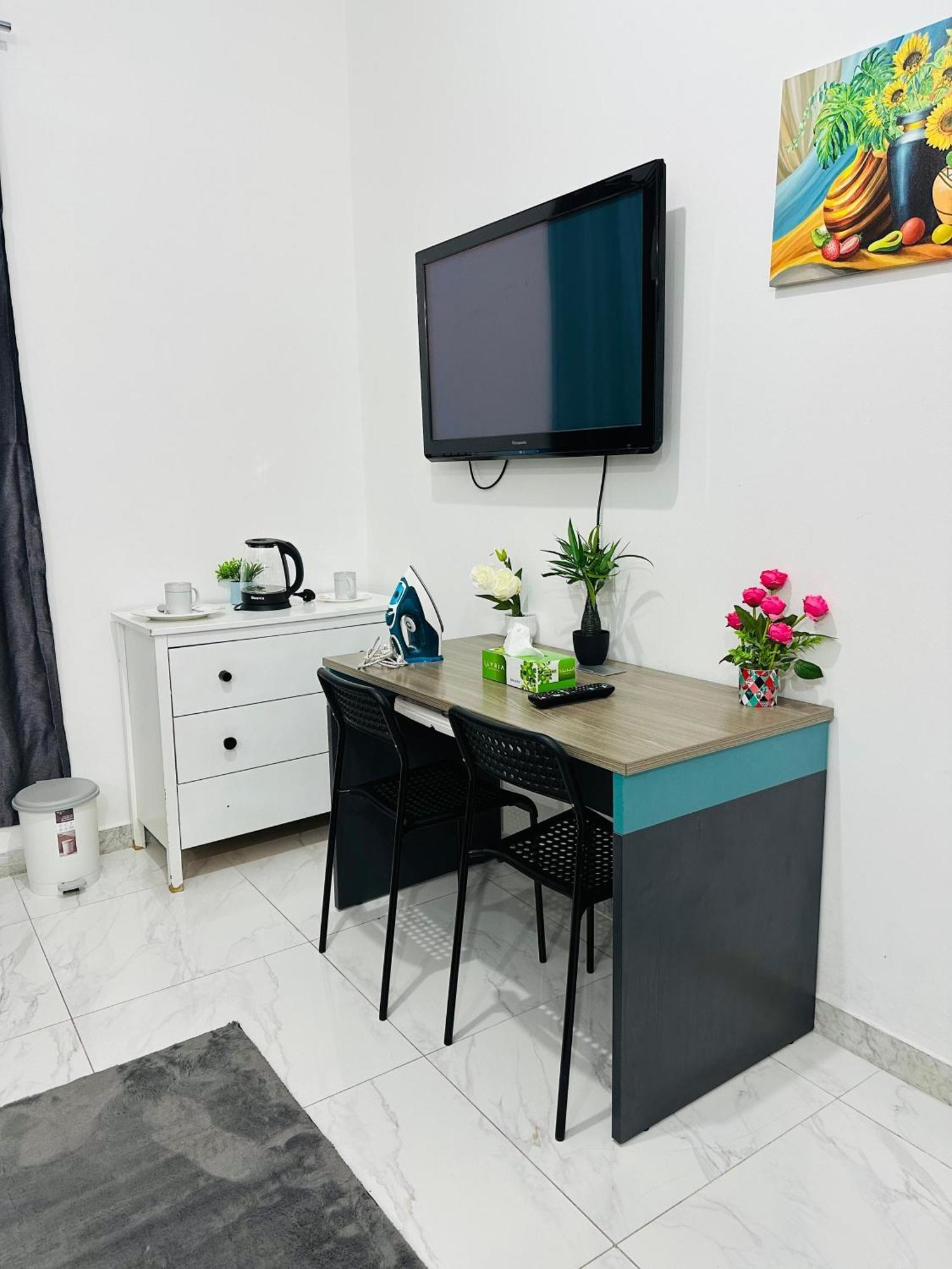 Center - For Elites Homestay
